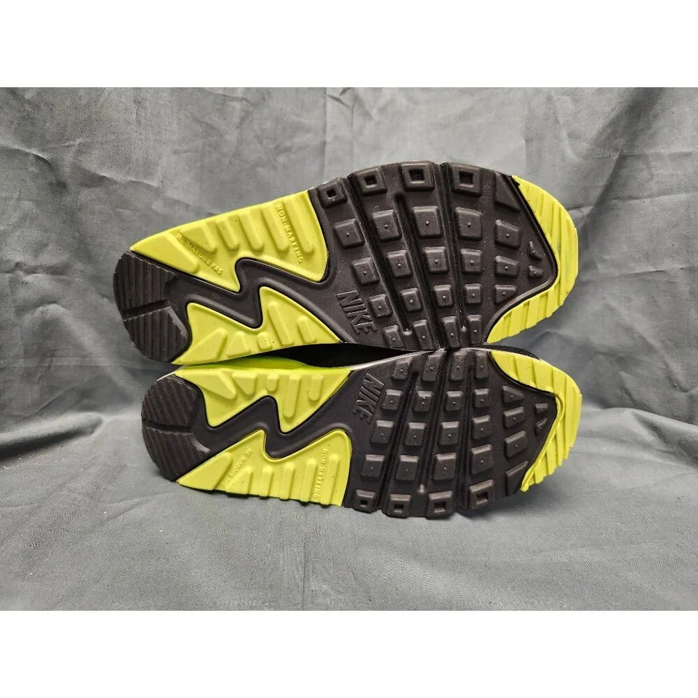 Nike Boys Air Max 90 (GS) Sneakers White Khaki Cyber Size 6 DISPLAY MODEL! - Picture 12 of 12